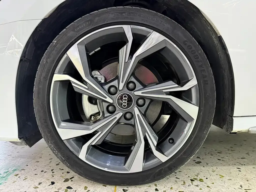 Audi A3 — фото 3