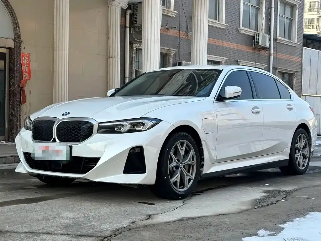 BMW i3 — фото 1
