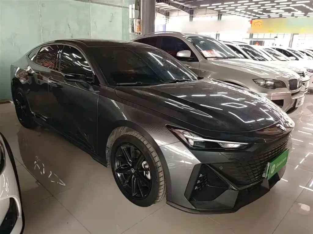 Changan UNI-V iDD 2023 из CN, фото 2