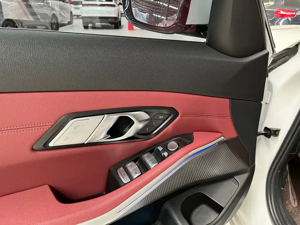 BMW 3 Series 2021 из CN, фото 6