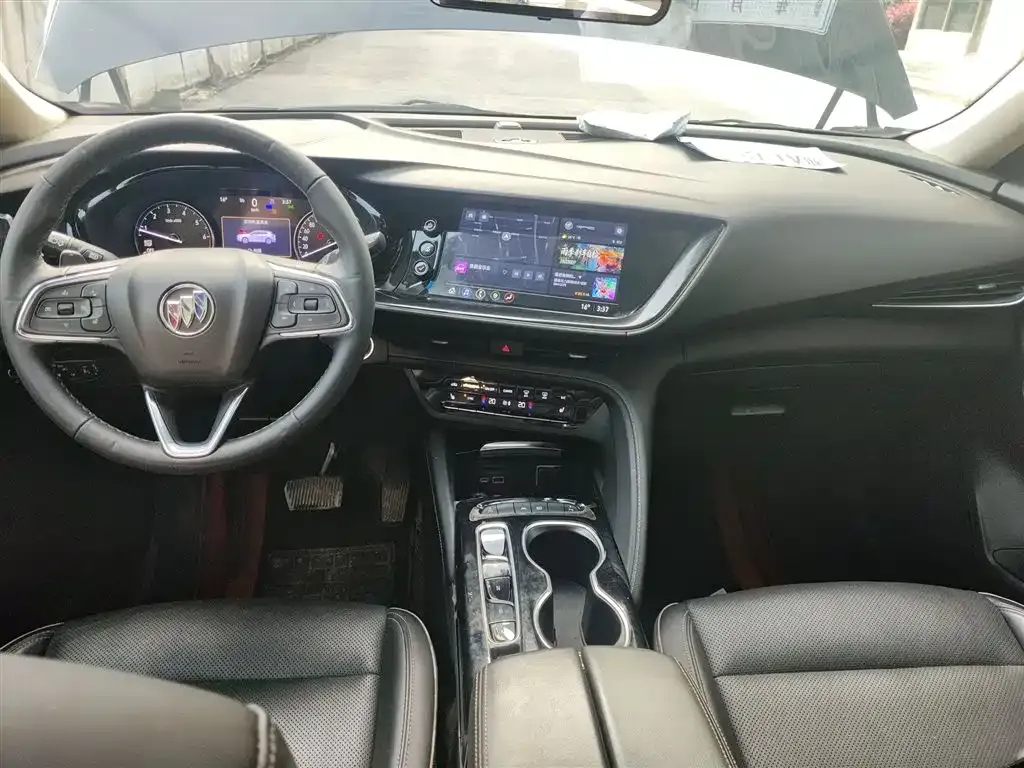 Buick Envision Plus — фото 8