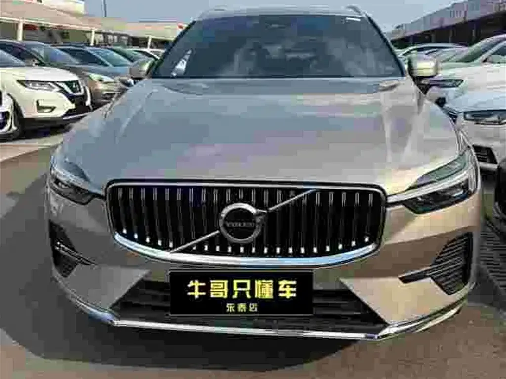 Volvo XC60 — фото 3
