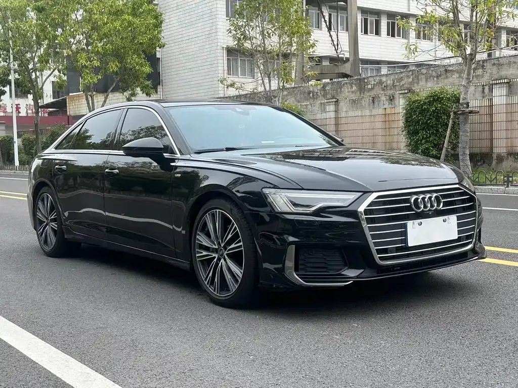 Audi A6L — фото 5