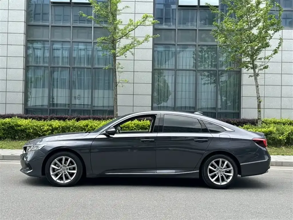 Honda Accord 2022 из CN, фото 10