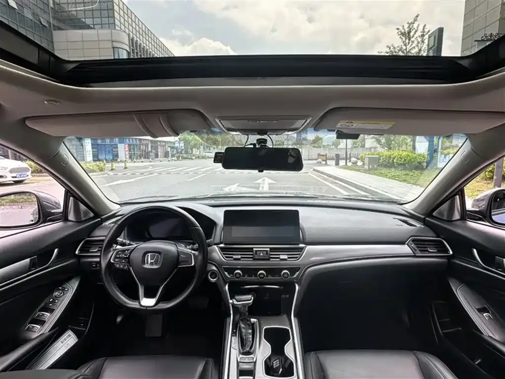 Honda Accord 2022 из CN, фото 2