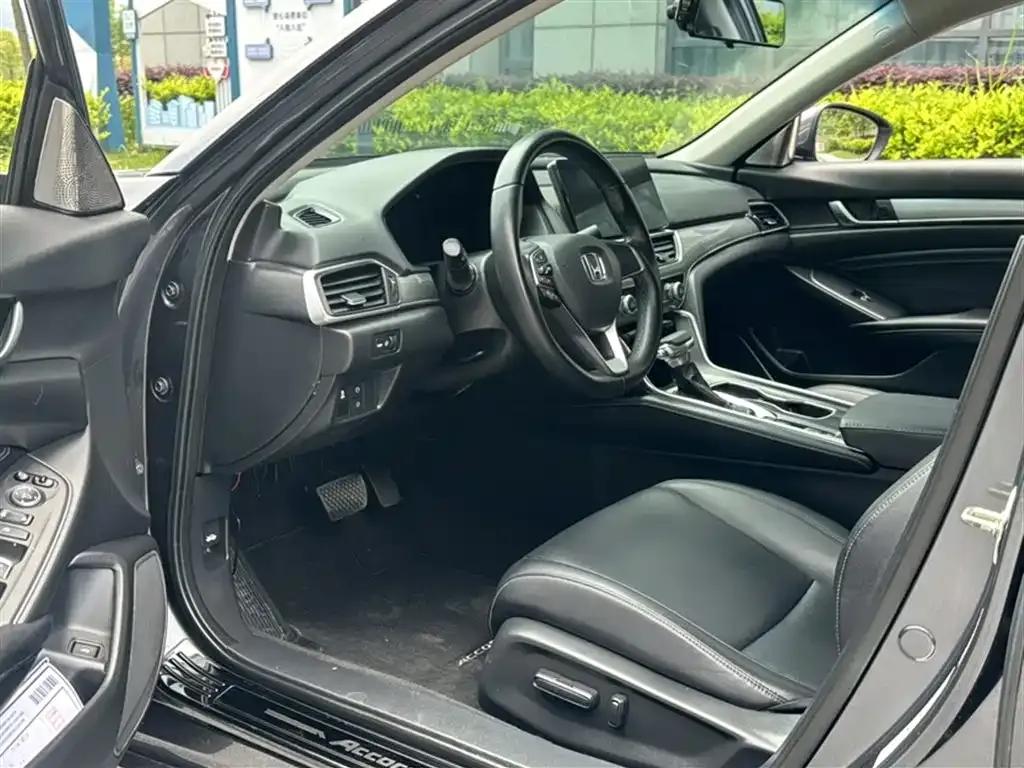 Honda Accord 2022 из CN, фото 6