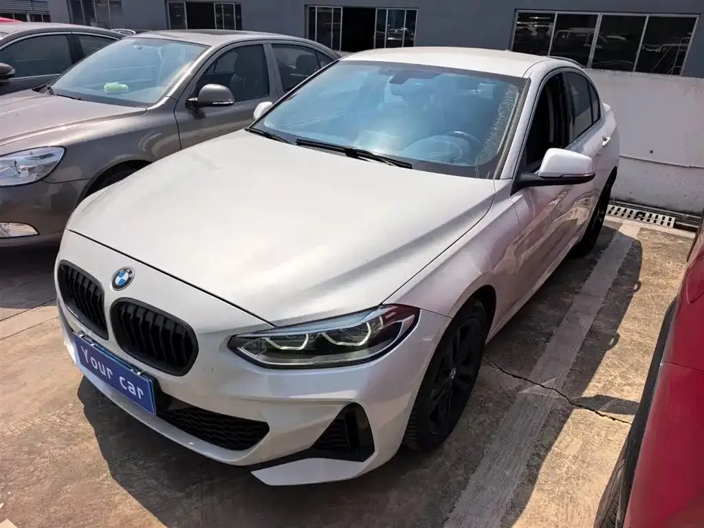 BMW 1 Series — фото 1