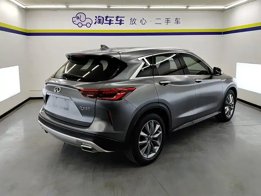 Infiniti QX50 2021 из CN, фото 2