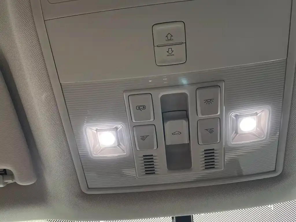 Volkswagen Tharu 2022 из CN, фото 10