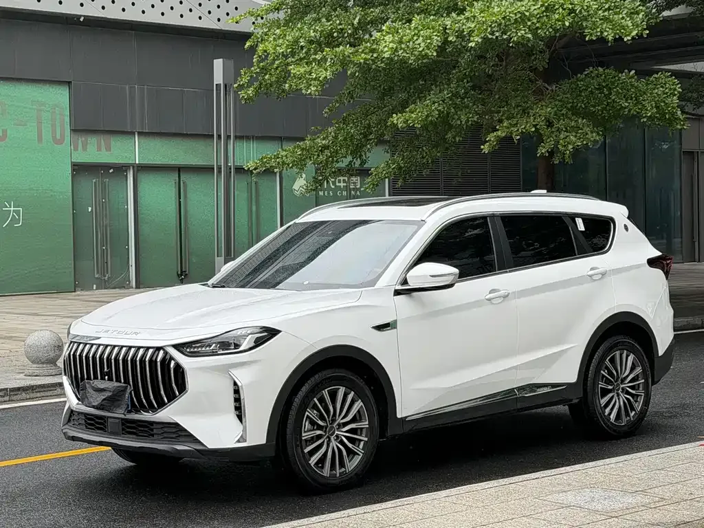 Jetour X70 PLUS — фото 1