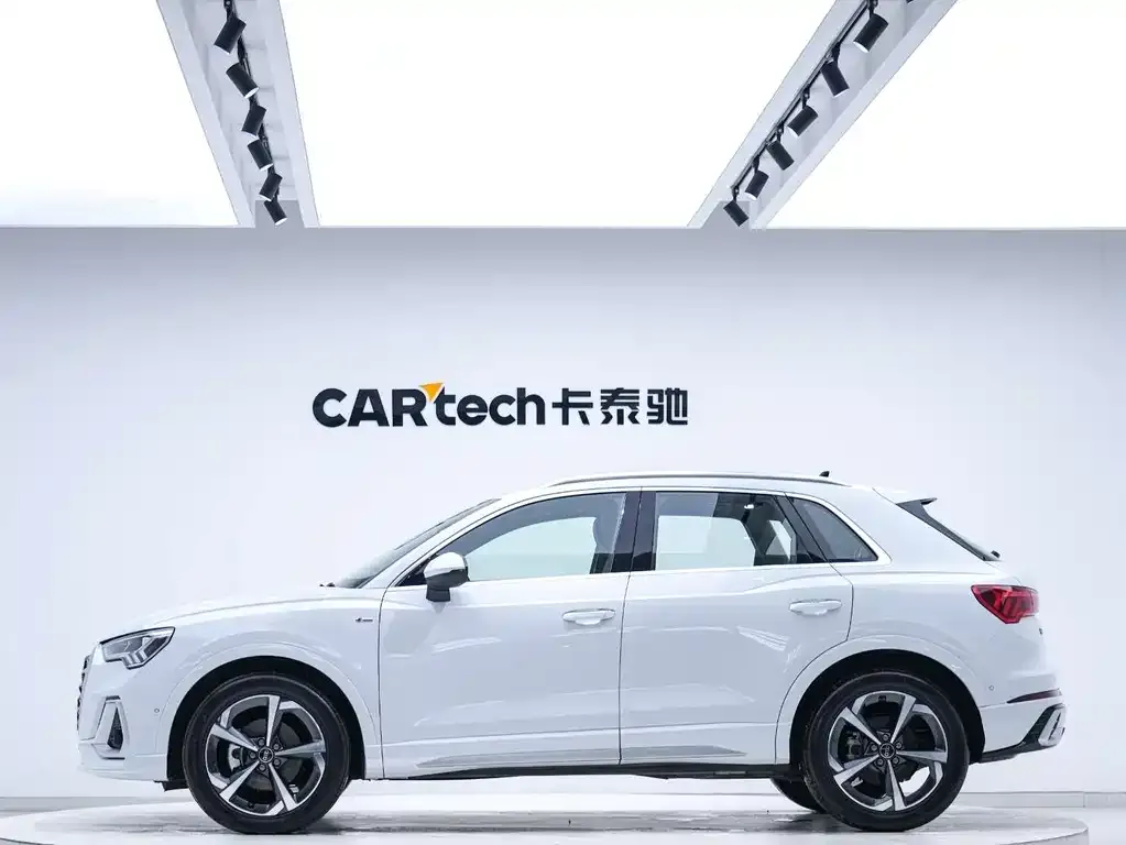Audi Q3 — фото 4