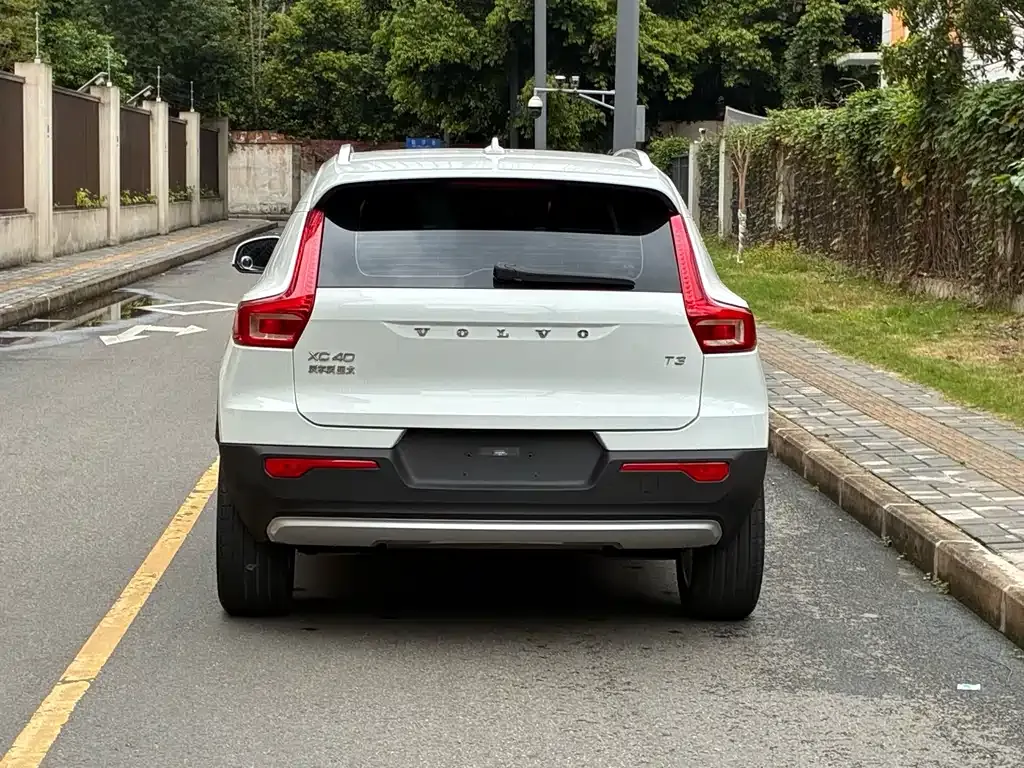 Volvo XC40 2021 из CN, фото 7