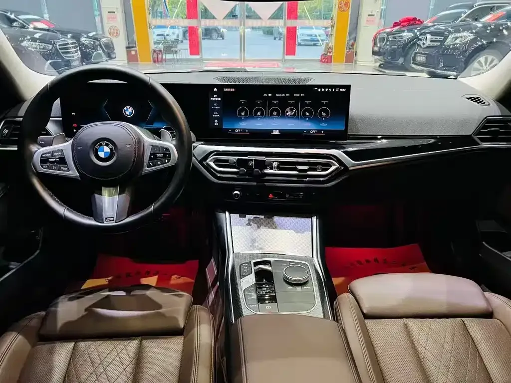 BMW 3 Series 2023 из CN, фото 7