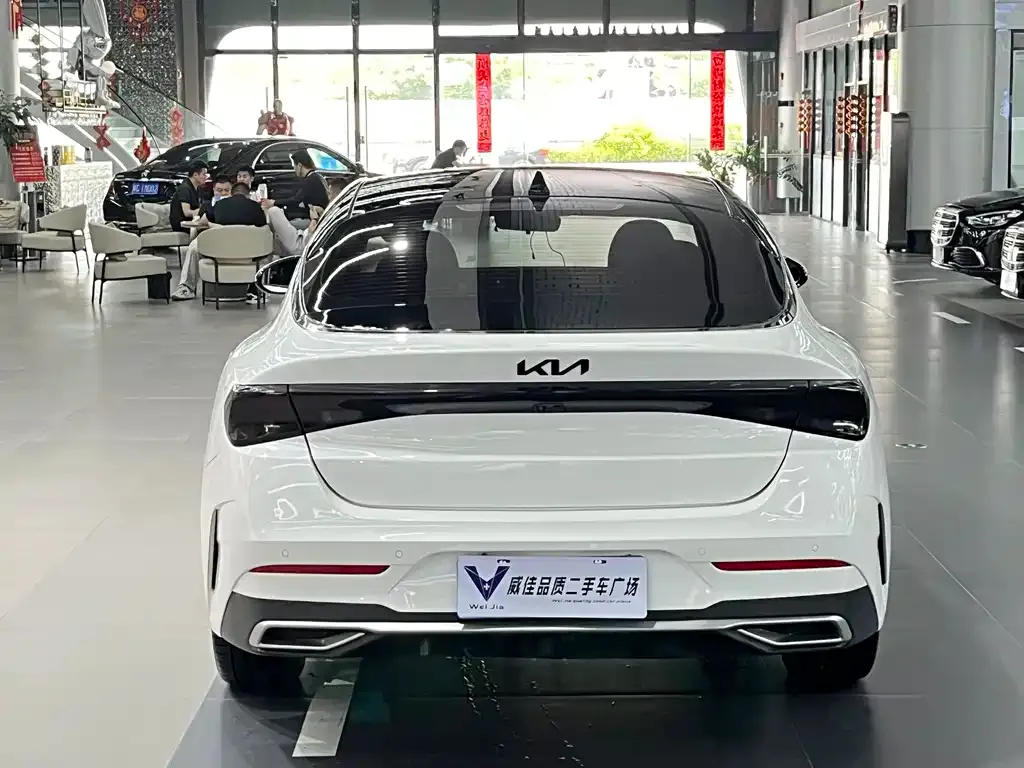 Kia K5 2023 из CN, фото 5