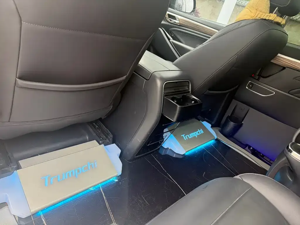 GAC Motor Trumpchi M8 — фото 10