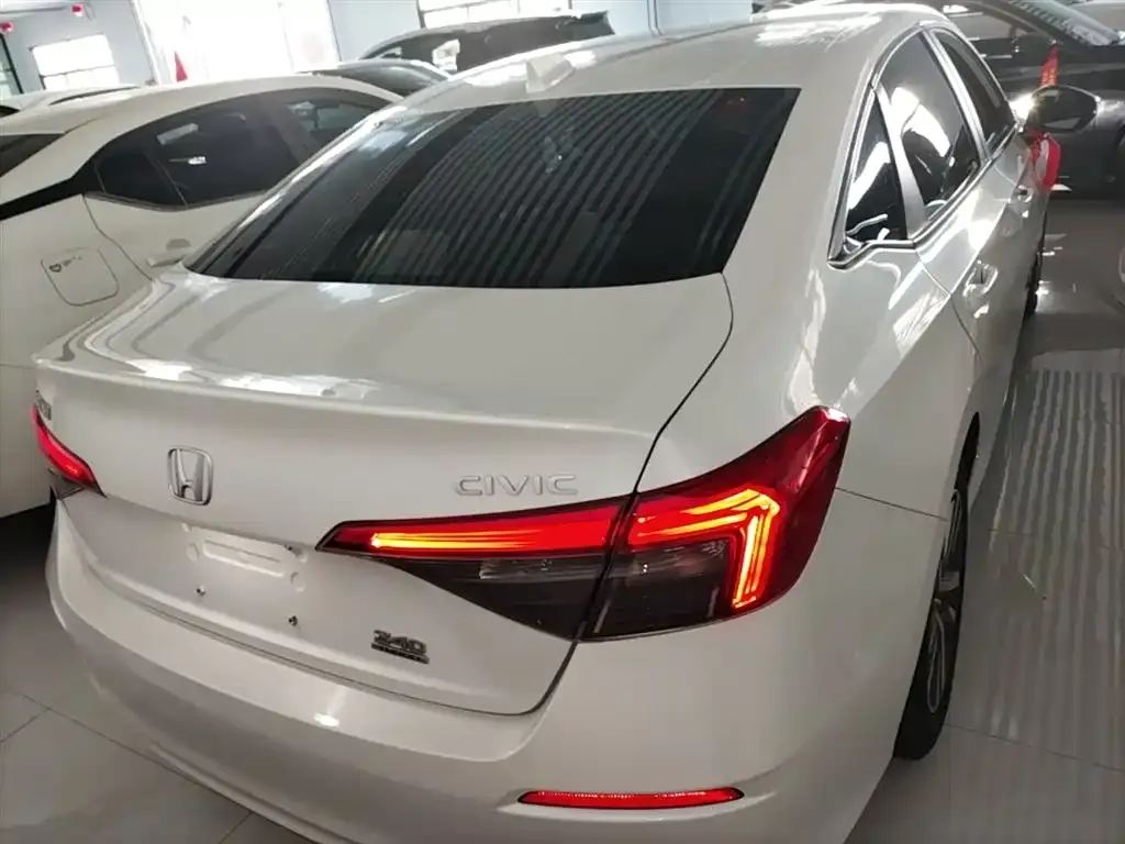 Honda Civic 2023 из CN, фото 9