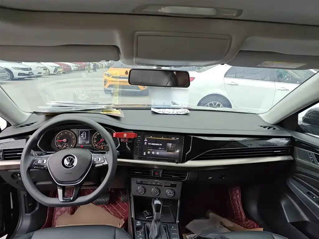 Volkswagen Passat 2023 из CN, фото 9