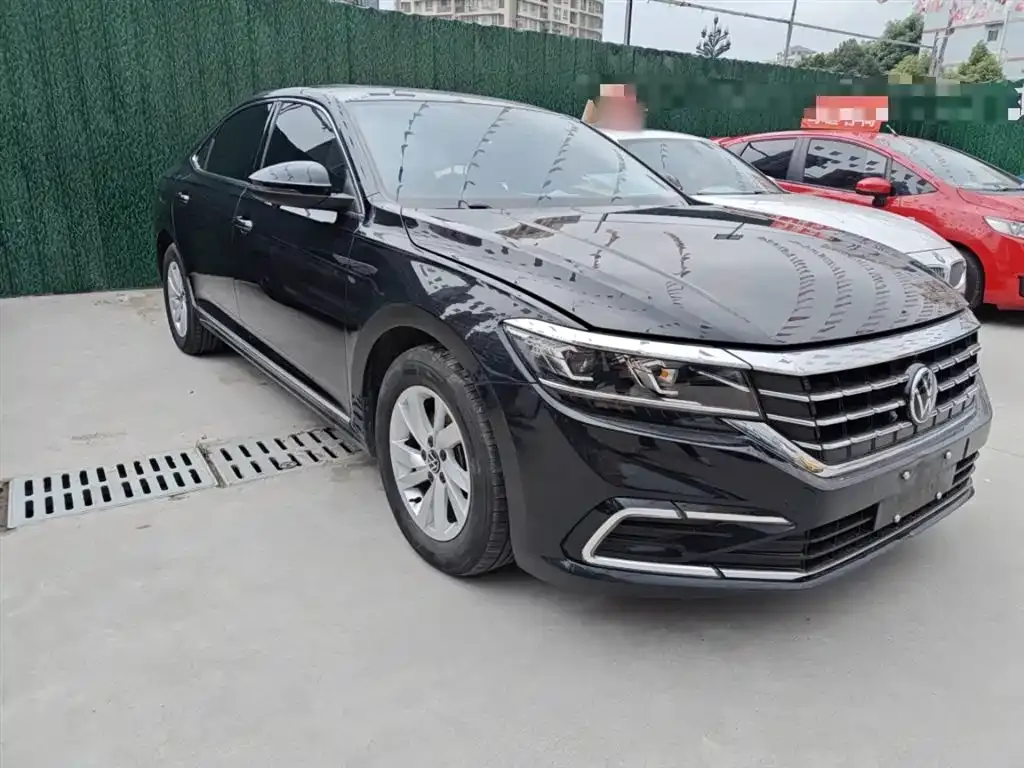 Volkswagen Passat 2023 из CN, фото 7