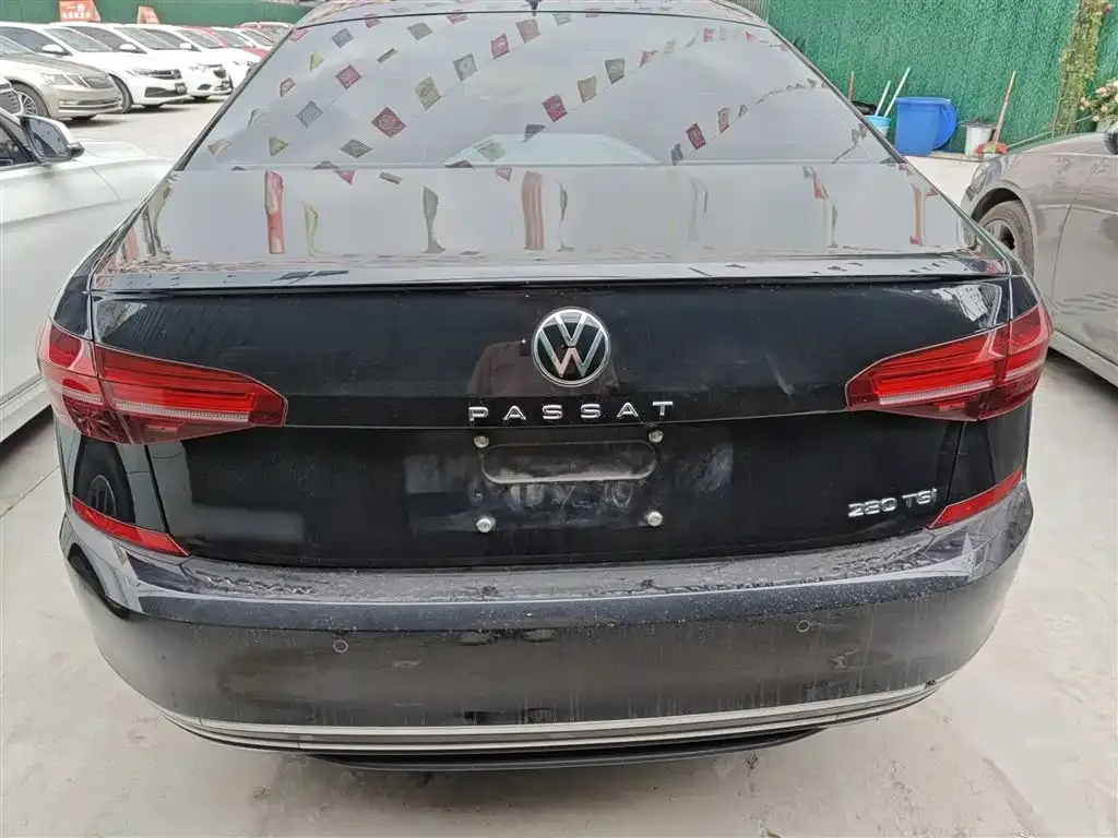 Volkswagen Passat 2023 из CN, фото 8
