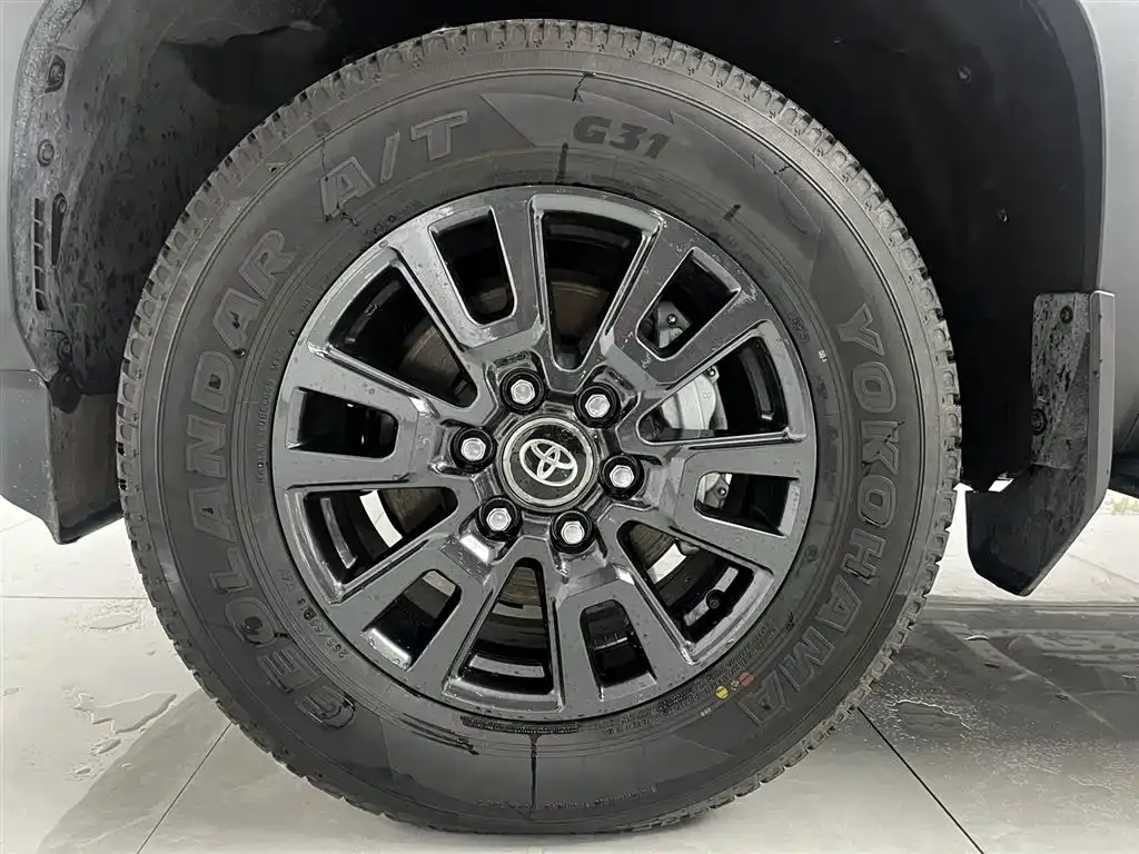 Toyota Prado 2026 из CN, фото 10
