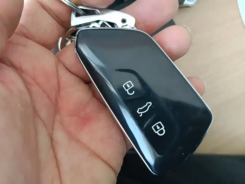 Volkswagen ID.4 X 2024 из CN, фото 2