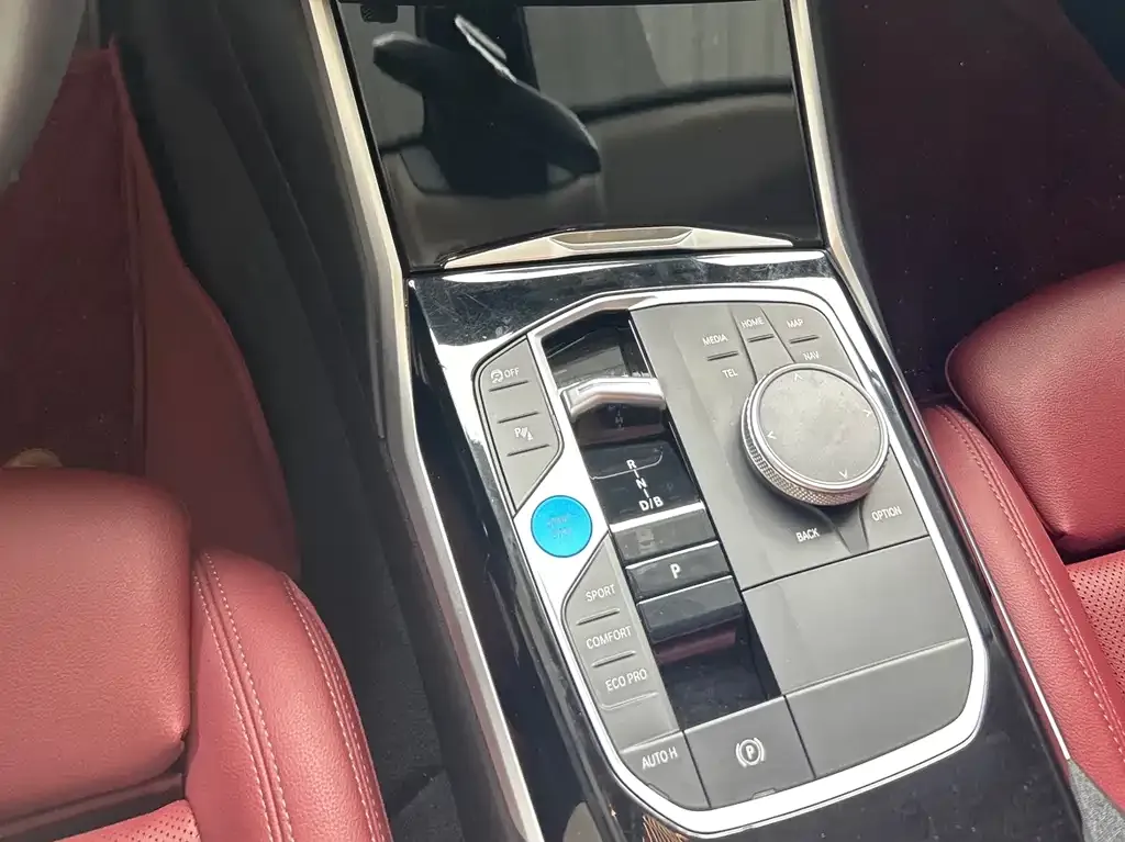 BMW i3 — фото 9
