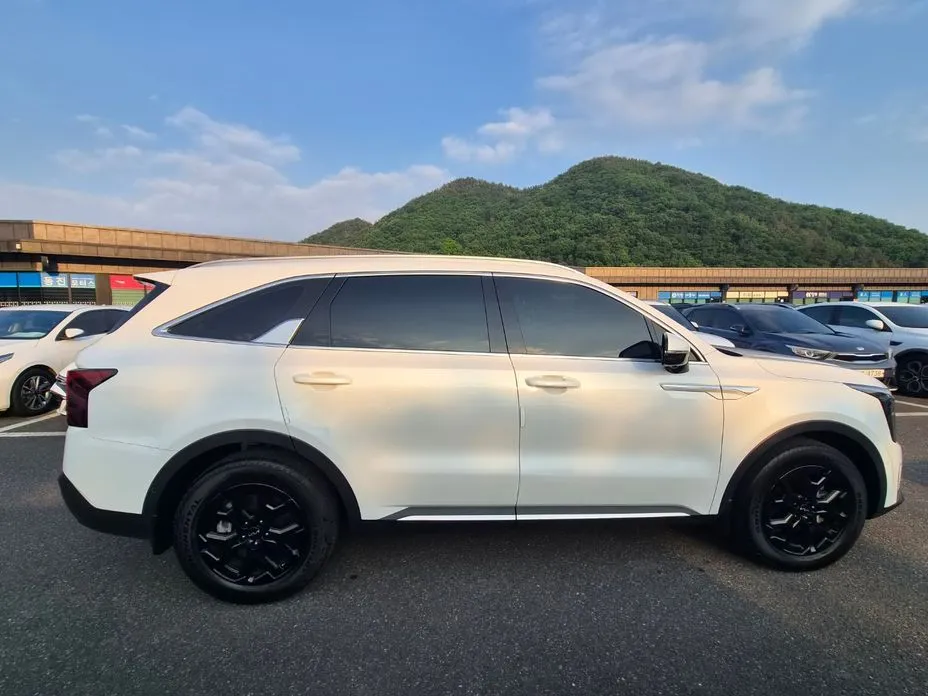 Kia Sorento — фото 3
