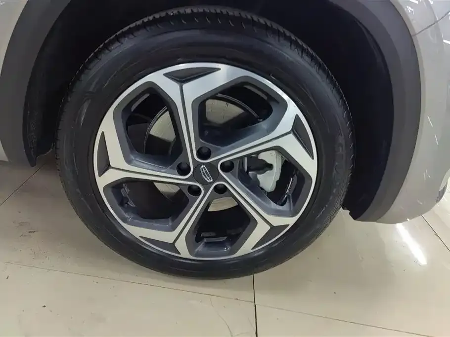 Geely Xingyue L 2022 из CN, фото 4