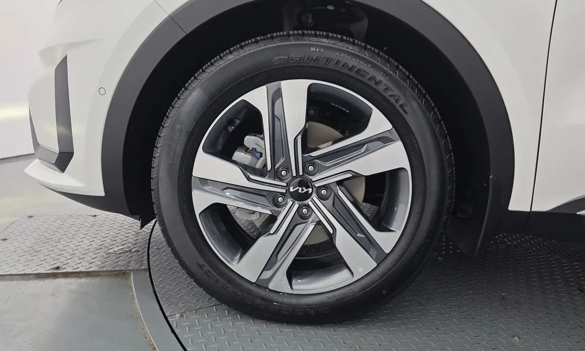 Kia Sorento — фото 3