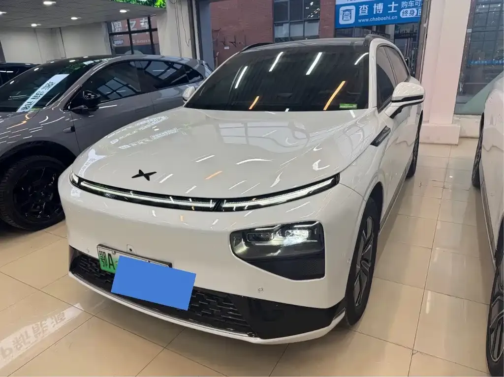 XPeng G9