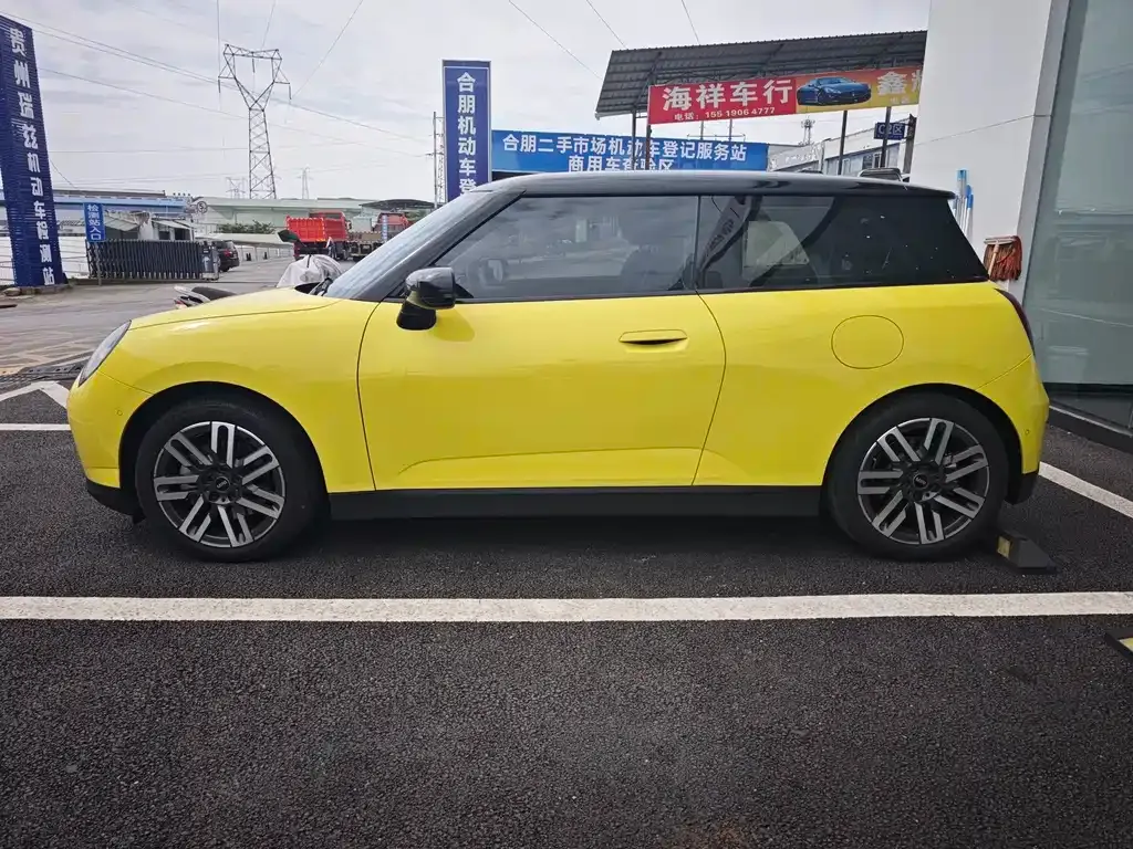 MINI Cooper EV 2024 из CN, фото 6