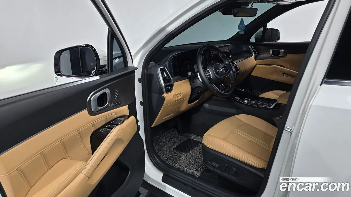 Kia Sorento — фото 10