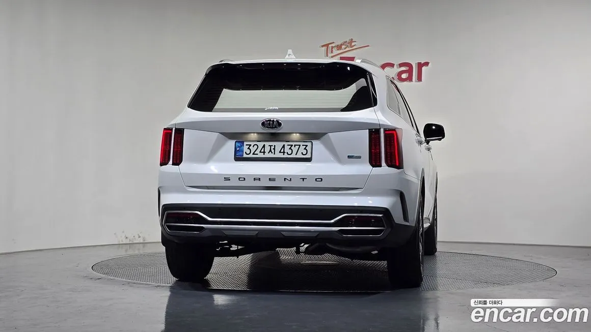 Kia Sorento — фото 4
