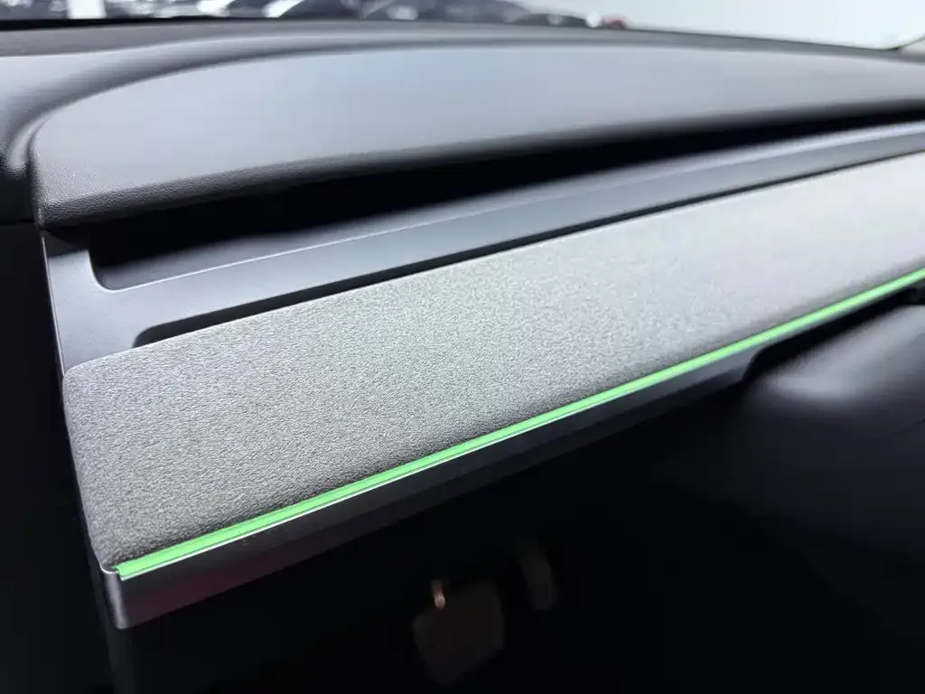 Tesla Model Y 2023 из CN, фото 8