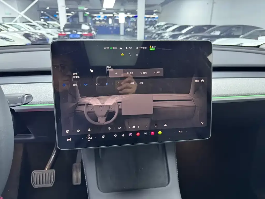 Tesla Model Y 2023 из CN, фото 3