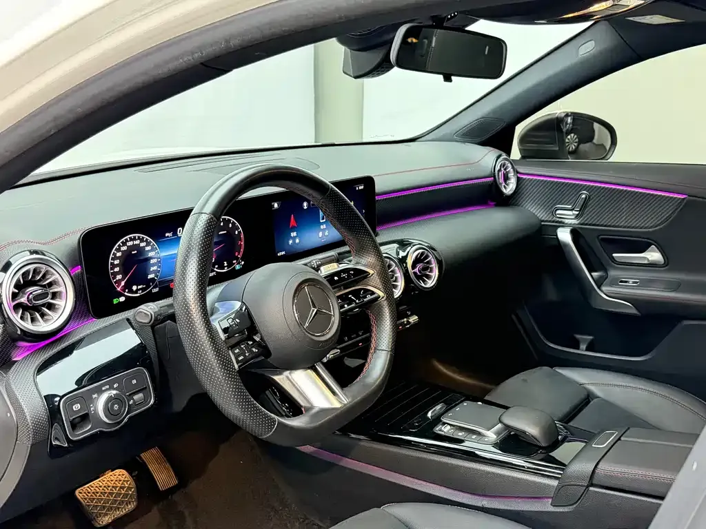 Mercedes-Benz A-Class — фото 10