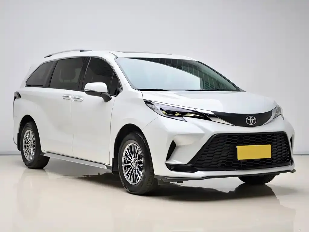 Toyota Granvia 2025 из CN, фото 2