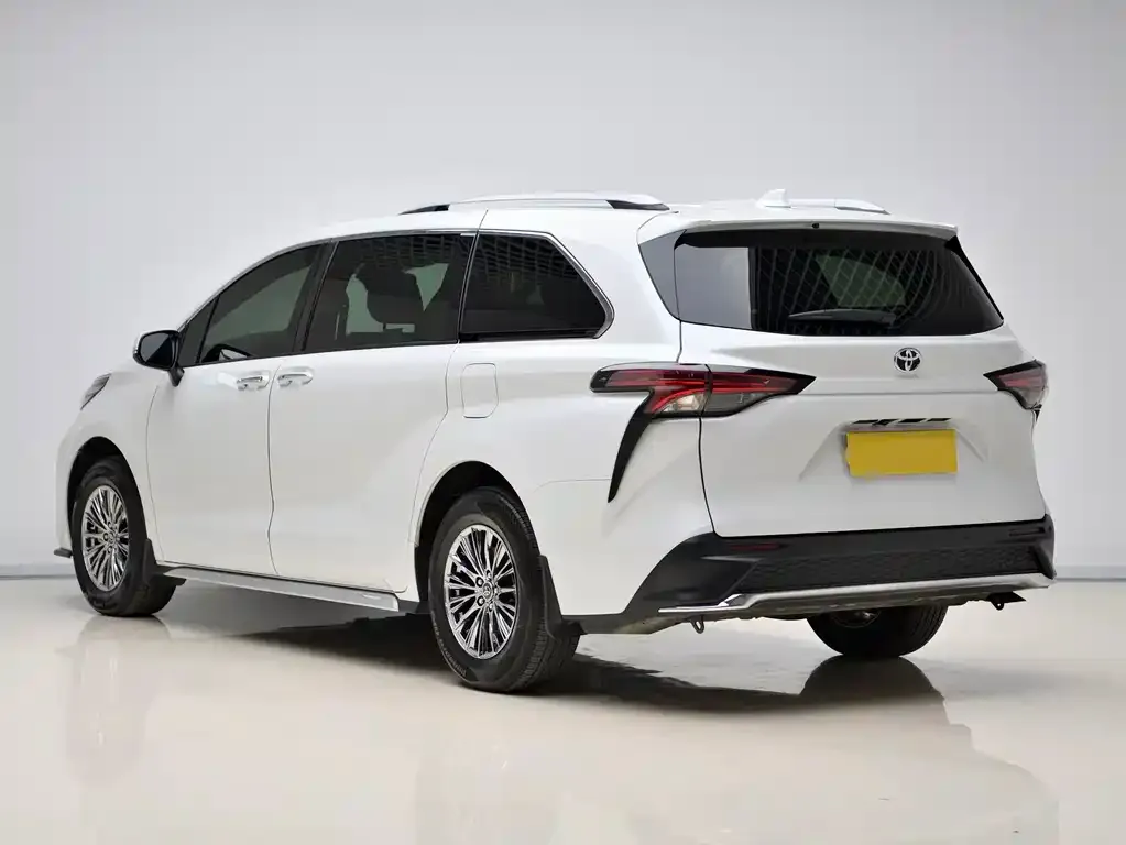 Toyota Granvia 2025 из CN, фото 4