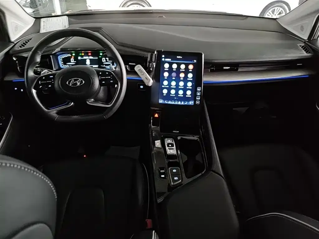 Hyundai Custo — фото 2
