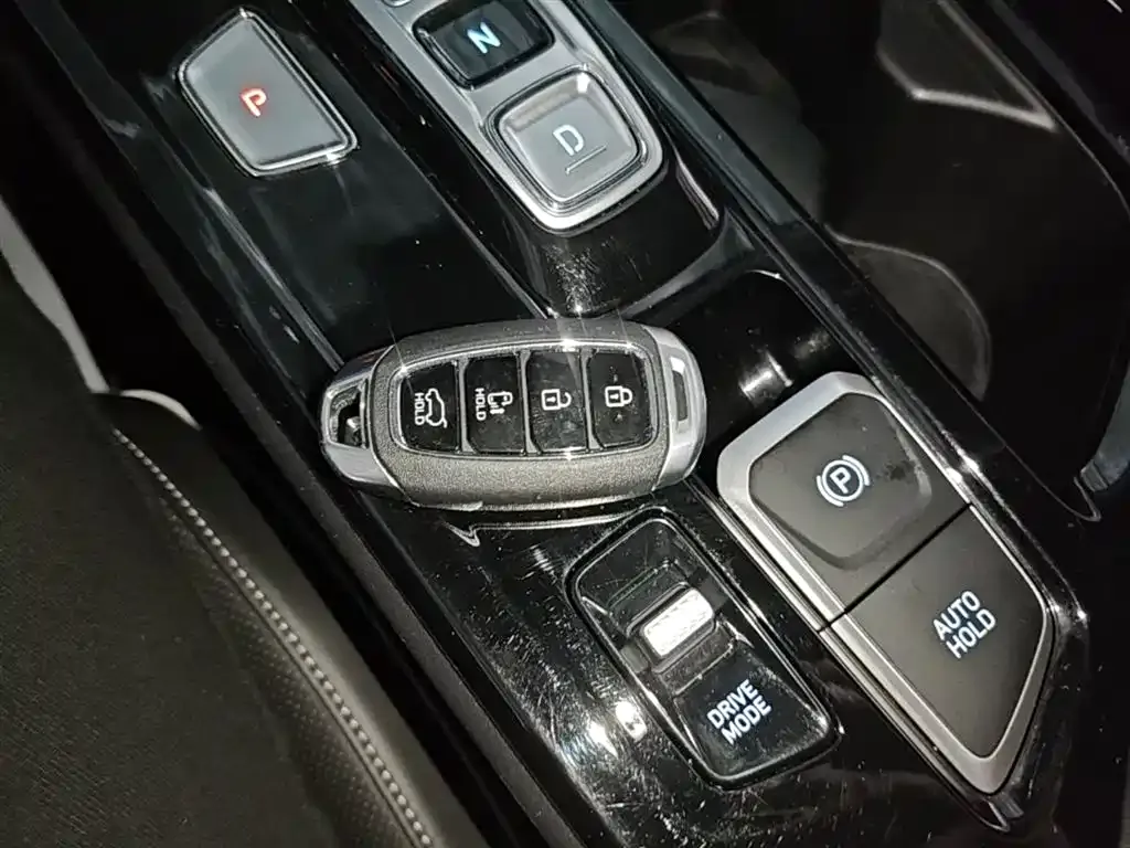 Hyundai Custo — фото 10