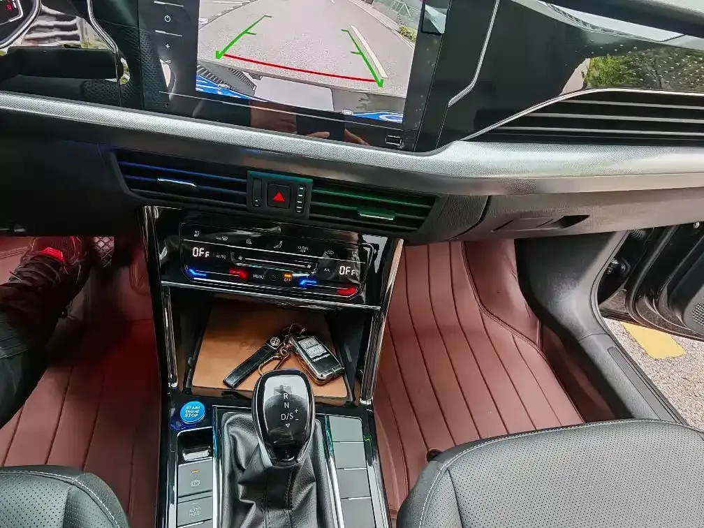 Volkswagen Passat 2024 из CN, фото 3