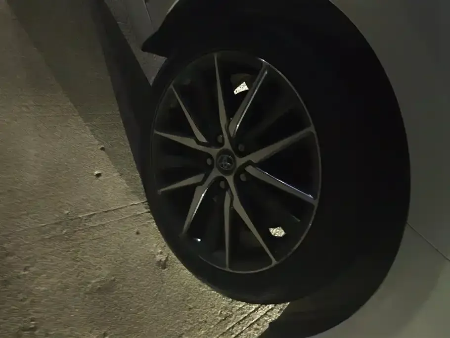 Toyota Camry 2022 из CN, фото 8