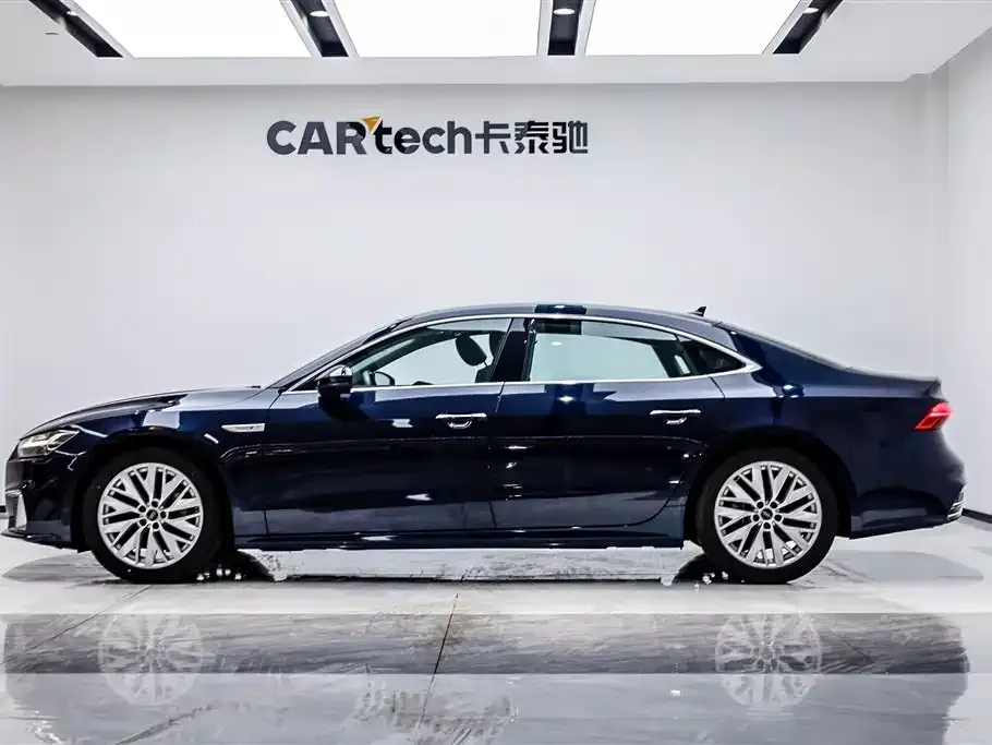 Audi A7L 2024 из CN, фото 10