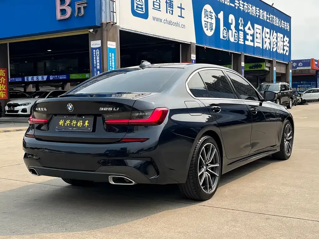 BMW 3 Series 2022 из CN, фото 3