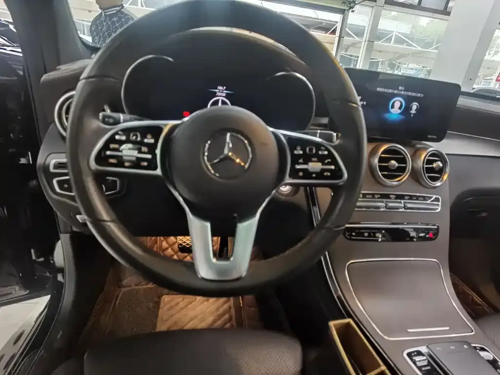 Mercedes-Benz GLC — фото 2