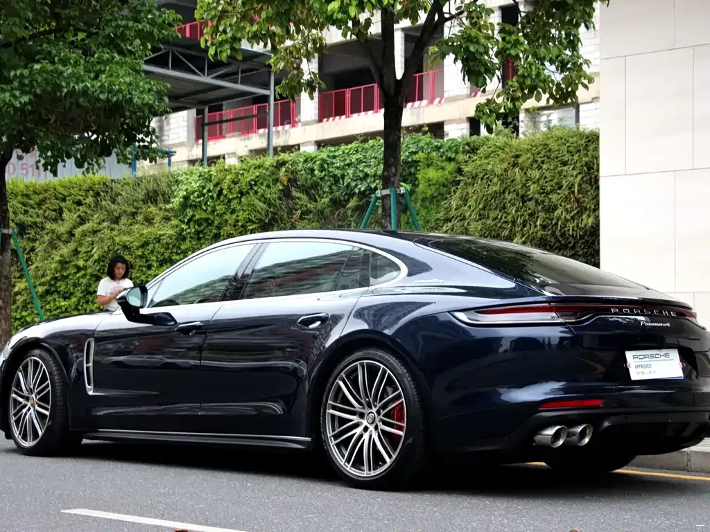 Porsche Panamera — фото 10