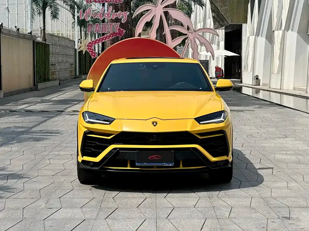 Lamborghini Urus — фото 8