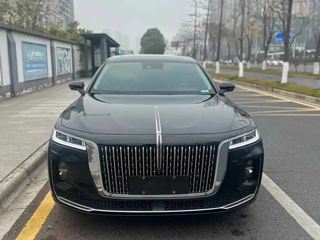 Hongqi H9 — фото 1