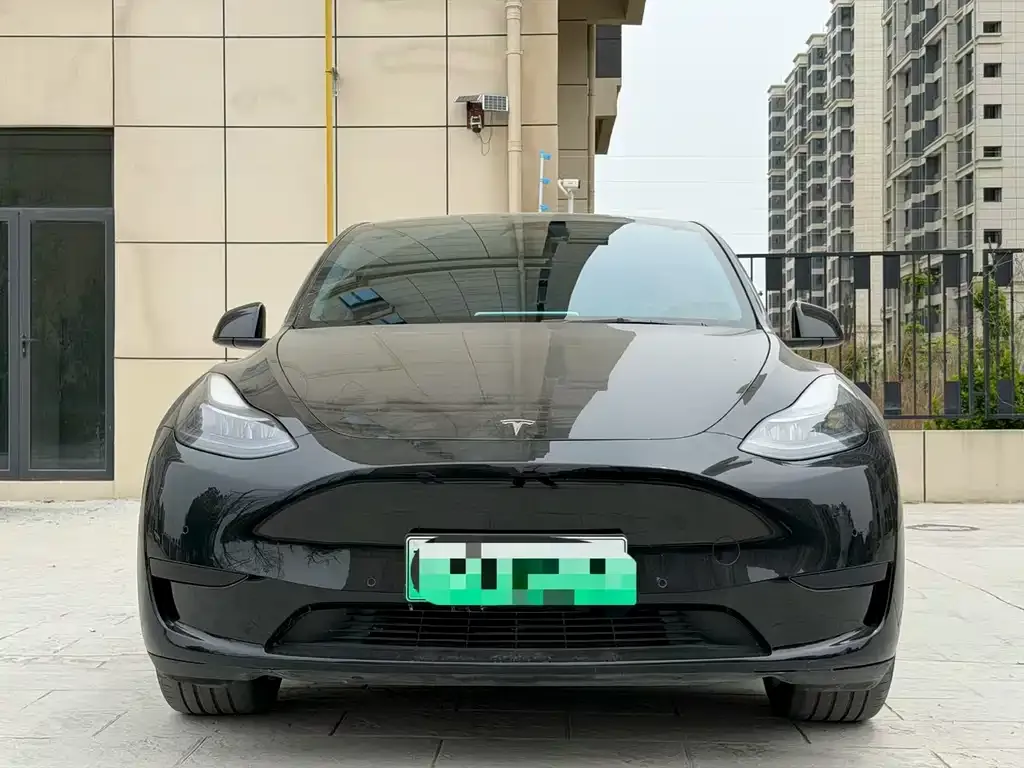 Tesla Model Y — фото 7