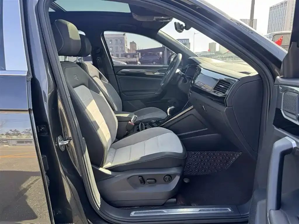 Volkswagen Tayron 2021 из CN, фото 4